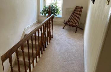 Richmond Hill Cottages, Exclusive 6 bedroom Farm House, Markington with heated pool - Photo 17