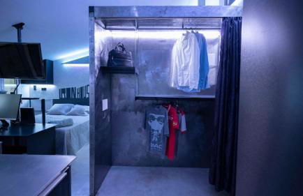 Iron House - Penthouse with Bathtub in Golden Mile & Roman Bridge - Foto 11