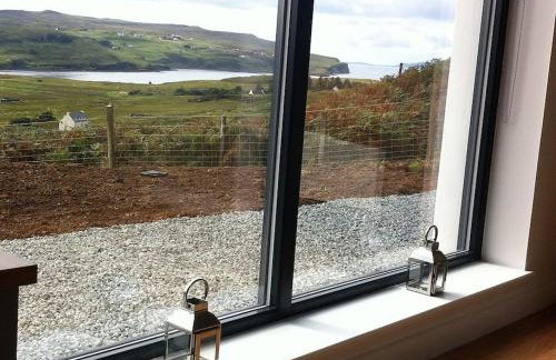 The Byre, Glasphein-Panoramic sea and glen views - Foto 24