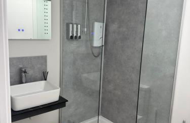 TomaX Garden Cabin Free Parking - Photo 9