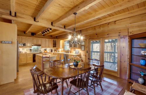 Family-Friendly Jasper Cabin with Deck! - Foto 11