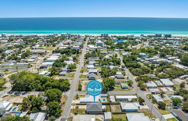 3bd, 2BA Home! Family Friendly! Close to Beach! HOT Tub! - Foto 18