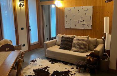 Appartamento incantevole con box e ski room, Wi-Fi, Bormio - Photo 4