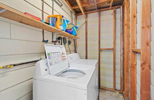 Catch n' Relax on Nimitz- Minutes from the Harbor - Foto 22