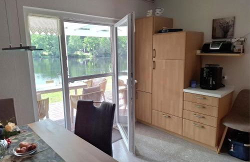 Idyllic Lakeside Cottage - Foto 5