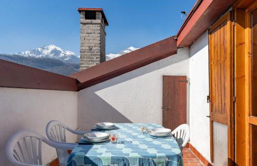 Spacious mountain view attic apartment - Foto 13