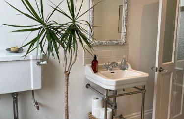 3 Bed Home Sleeps 6 Free parking - Foto 21