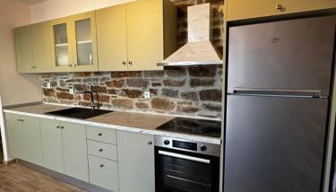 Lithos Apartments - Photo 3