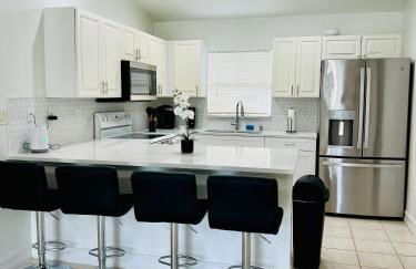 Spacious Home at Lehigh Acres - Foto 2