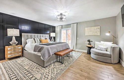 Lakefront Rogers Getaway with Hot Tub and Deck! - Foto 10