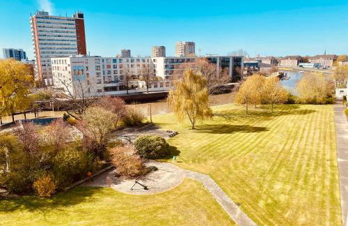 COAST HOUSE River Docks - Photo 28