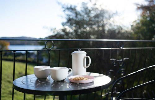 Brand New - Contemporary - 2 Bedroom - 2 Bathroom - Spacious Apartment - Lake Views - Foto 13