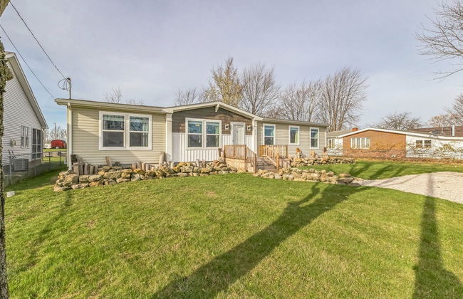 Sunsets & Serenity: Port Clinton Waterfront Stay 3 Bedroom Home - Photo 30