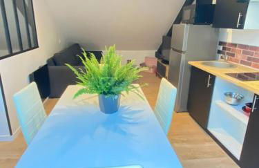 Appartement Atypique- Esprit Atelier Loft - parking privé - Wifi - vidéo - Foto 36