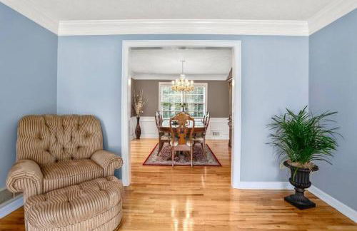 Lovely 5Bed, 3-FullBath ! 5min to free way I-85 - Foto 14
