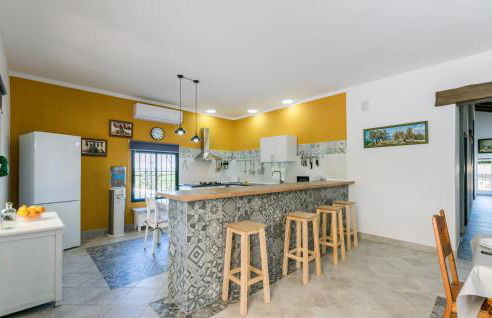 Nice Home In La Puebla De Los Infan - Photo 20