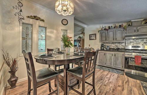 Cozy Hale Home Between Long and Loon Lakes! - Foto 5