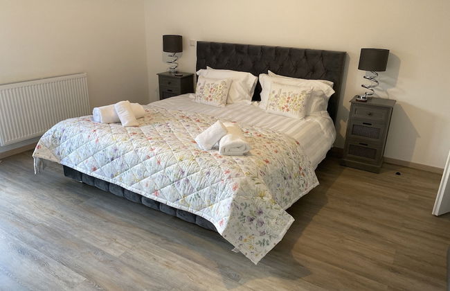 Sleeps8- Ecofriendly- Kingbeds- Familyfriendly - Photo 3