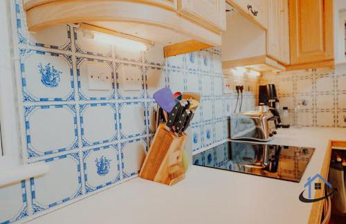 Unique Boathouse, detached free parking x4 cars - Foto 26