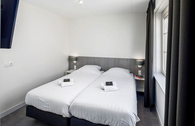 Villa at Nieuwvliet-bad Near the Beach - Photo 3