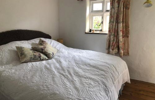 Wisteria Cottage - Photo 8