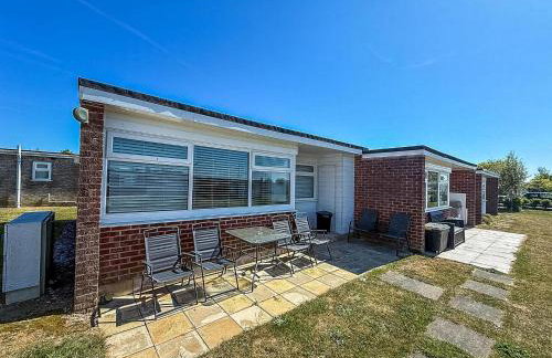 Lovely Chalet With Free Wi-Fi At Green Farm Park, Norfolk Ref 43395G - Foto 1