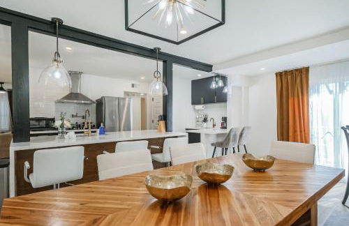 Oak Forest Retreat Sleeps 13 Near Heights - Foto 36