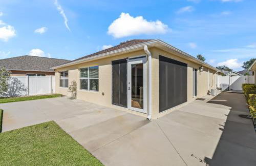 1068 Z4B VILLAGE OF PINE RIDGE by REMAX Premier - Foto 9