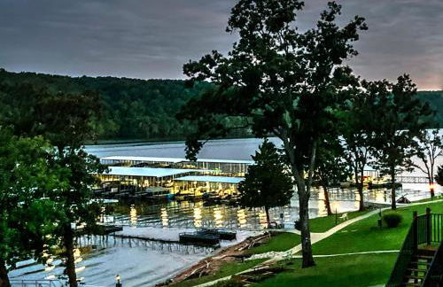 Peaceful 1st floor lakeside condo minutes from Osage Beach and Ozark State Park - Foto 11