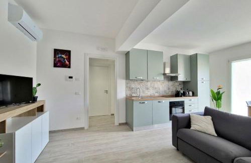 Centro Piazza Wi-Fi AC Balcony Design by WE HOST YOU - Foto 6