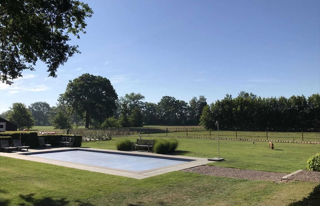 Beautiful Holiday Home in Vlaanderen With Shared Pool - Foto 54