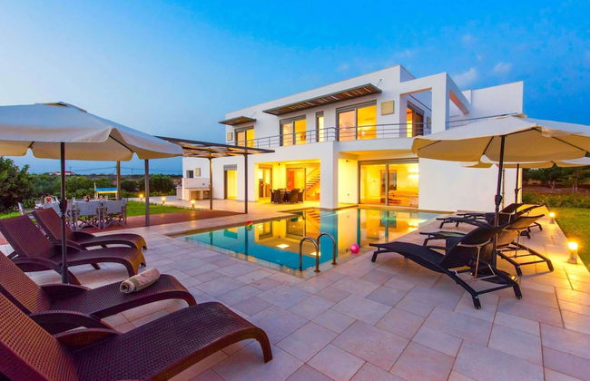 Sparkling Villa in Acrotiri with Private Pool near Sea Beach - Foto 16