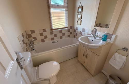 Eden Lodge-Tranquil-Hot Tub-Fishing-7m to Beach - Foto 8