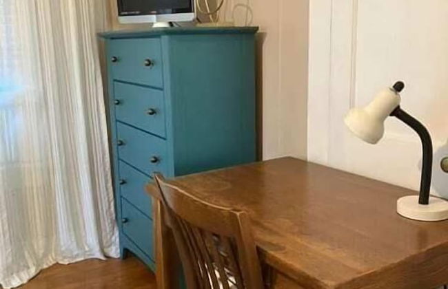 Cozy and Private Retreat - Photo 10