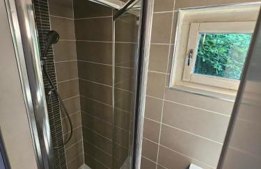 Chalet confortable à Varces-Allières-et-Risset avec terrasse - Photo 9