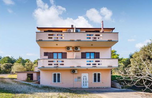 Cozy Apartment In Nevidane With Kitchen - Foto 9