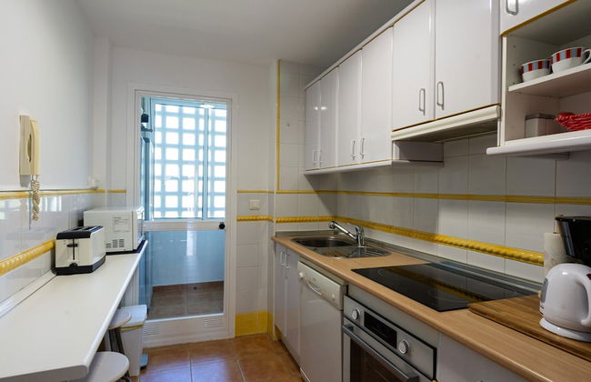 Apartment in Elviria Near Marbella Beach - Photo 5