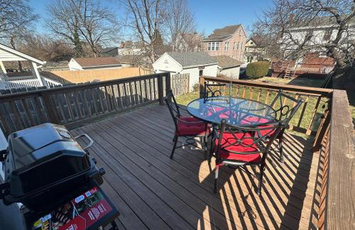 Luxury Short and Midterm Hyde Park Getaway - Photo 64