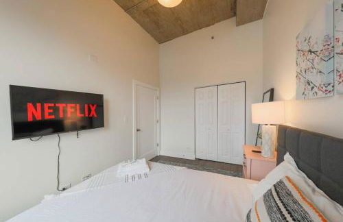 Spacious 2BR South Loop Suite with Skyline View, Optional Parking and Gym Access Close to McCormick Place, Grant Park, Museum Campus & CTA Lines - Foto 14