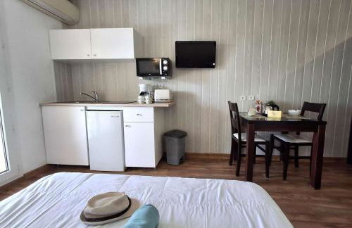 Studio ensoleillé à Saint-Florent avec piscine - Foto 5