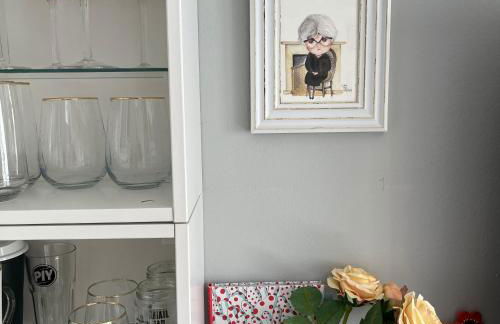 The Art Apartment - Photo 17