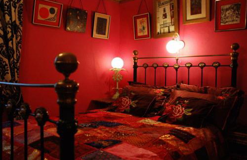 Priory House B&B And The Oriental Brewhouse Self Catering Accommodation - Foto 63