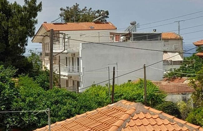 Impeccable 2-bed House in - Photo 38