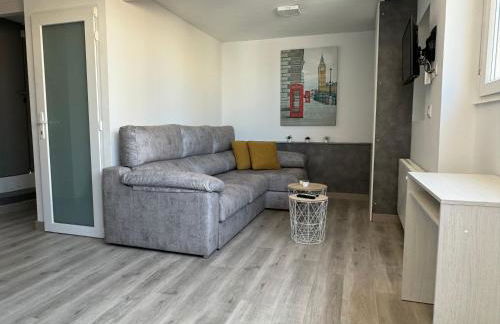 Estudio con terraza y vistas en el centro - Foto 10