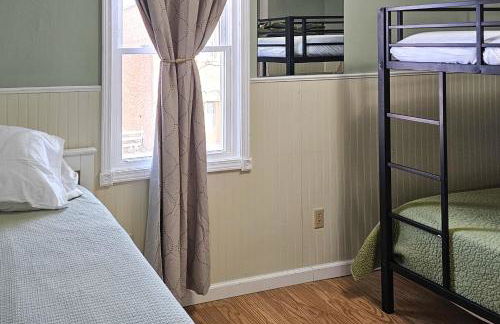 Walk to Nauvoo Temple Remodeled Family Apartment - Foto 21