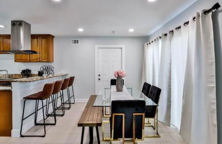 H&H Modern Lux 4BD 1 King Suite 3 Queen SoCal Disney - Foto 19