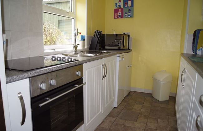 Birchenfields Family Friendly Cottages, Play Barn for all Ages and Summer Hous - Foto 8