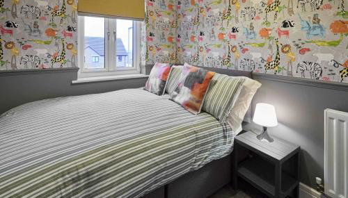 Modern Home with Garden, Corby - Foto 5