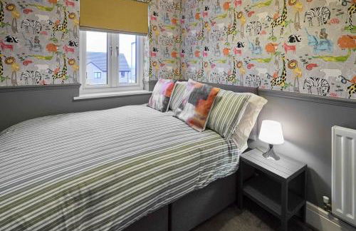 Modern Home with Garden, Corby - Foto 5