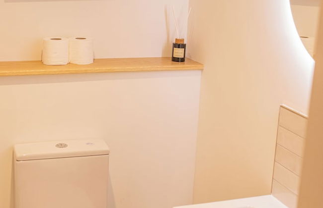 Charles Hope Salisbury Centre - Photo 49